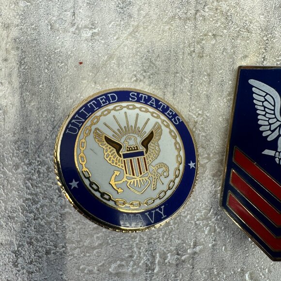 U.S. NAVY PETTY OFFICER 1ST CLASS 1-1/8" Military Rank And Navy Seal Emblem Pin - Picture 2 of 5